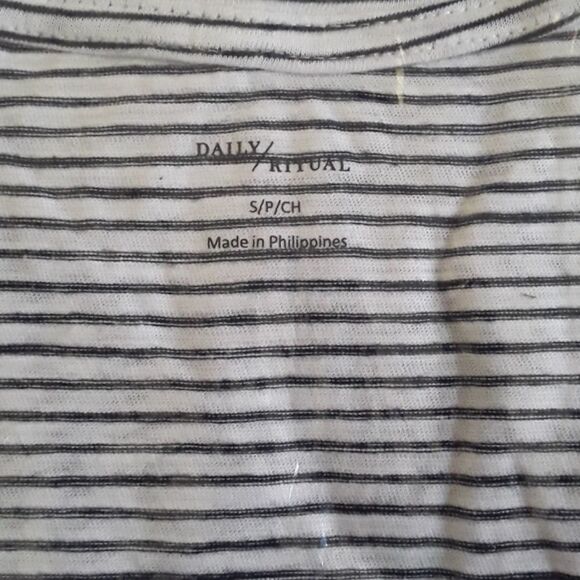 Striped Tee - Picture 5 of 5